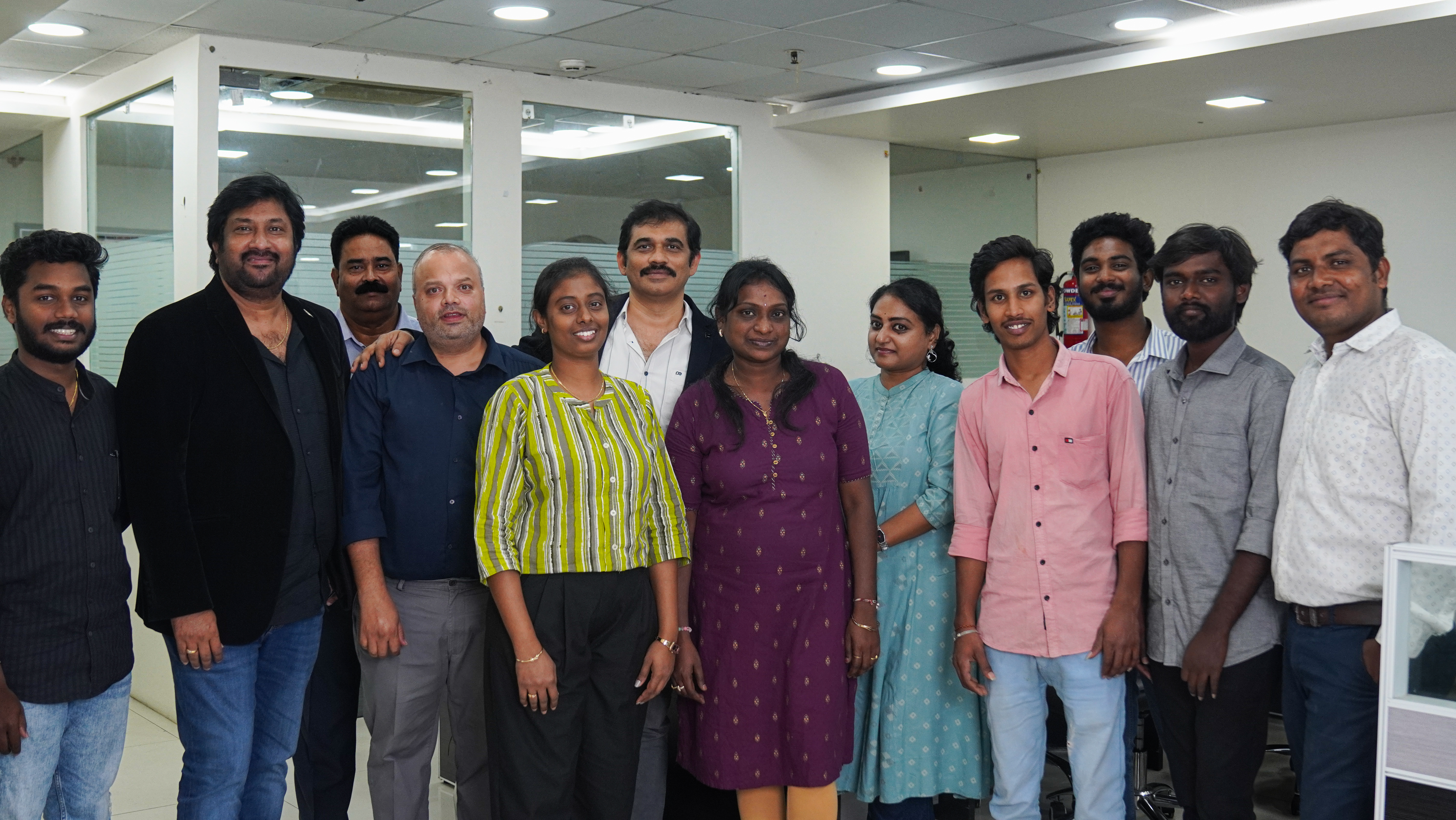GlezzTech Team